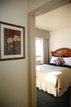 Red Arrow Inn & Suites, A Travelodge By Wyndham Montrose Buitenkant foto